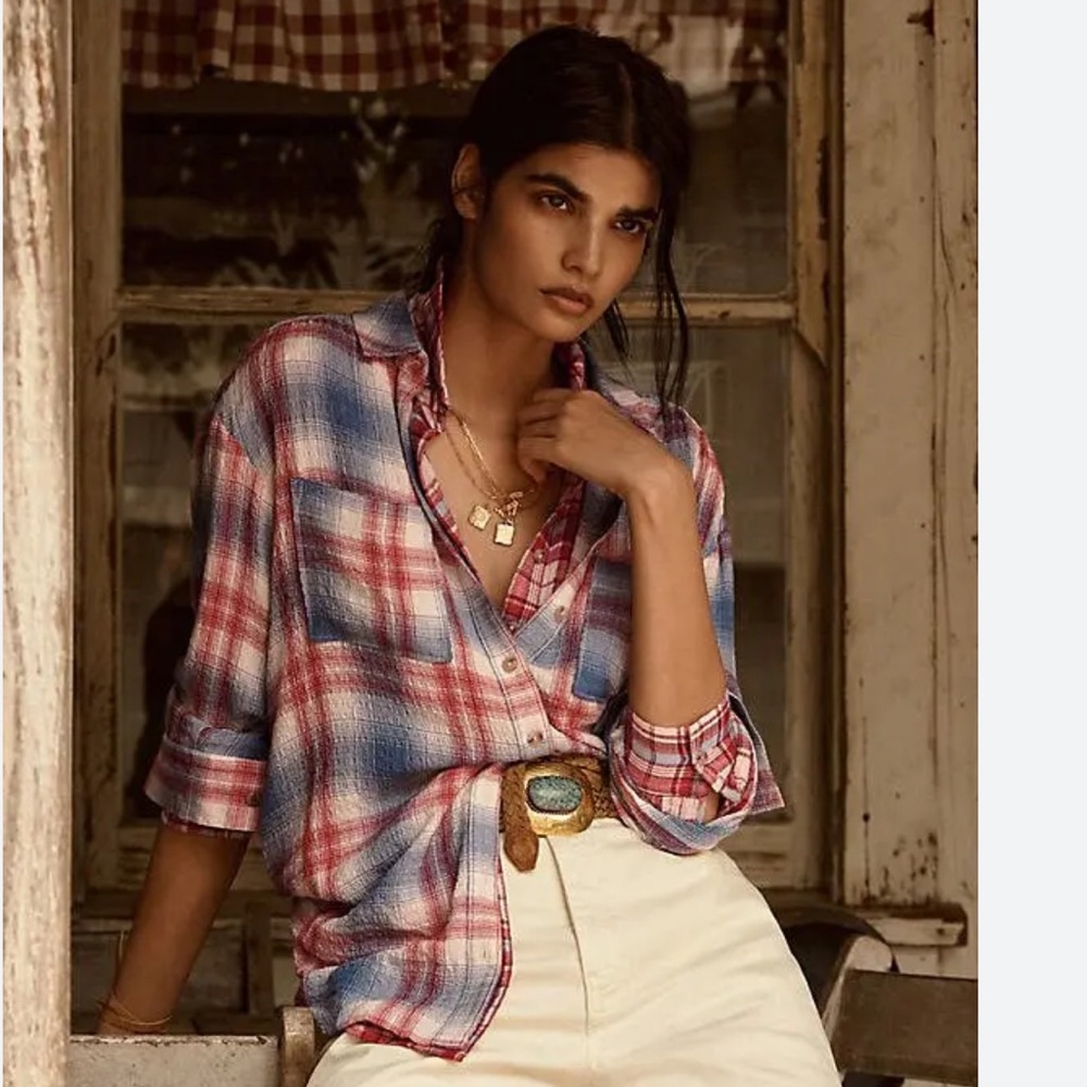 Anthropologie Pilcro Hadley soft Relaxed Red Blue Plaid Button Down Shirt XS